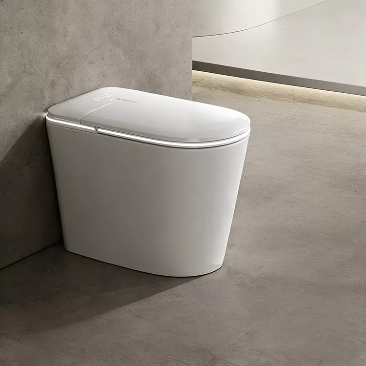 Pametni WC s radarskim preklopnim poklopcem bez ograničenja pritiska vode
